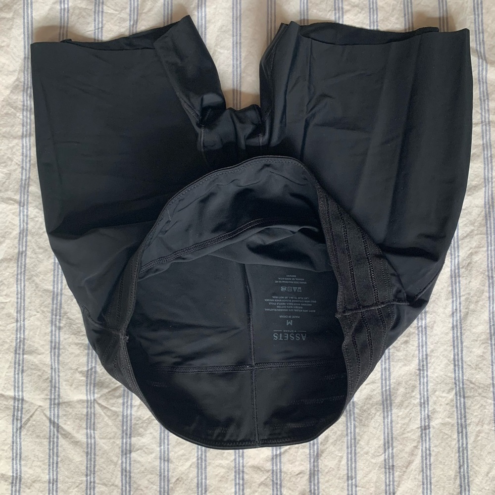 Assets shorts